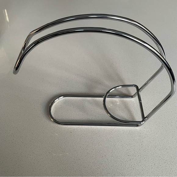 Metal Wine Bottle Holder - Picture 2 of 5